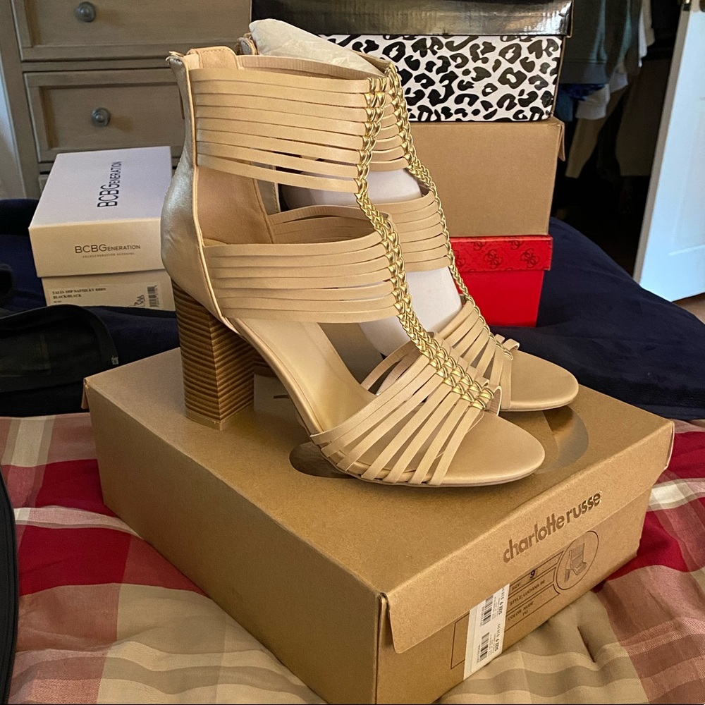 Block sandals